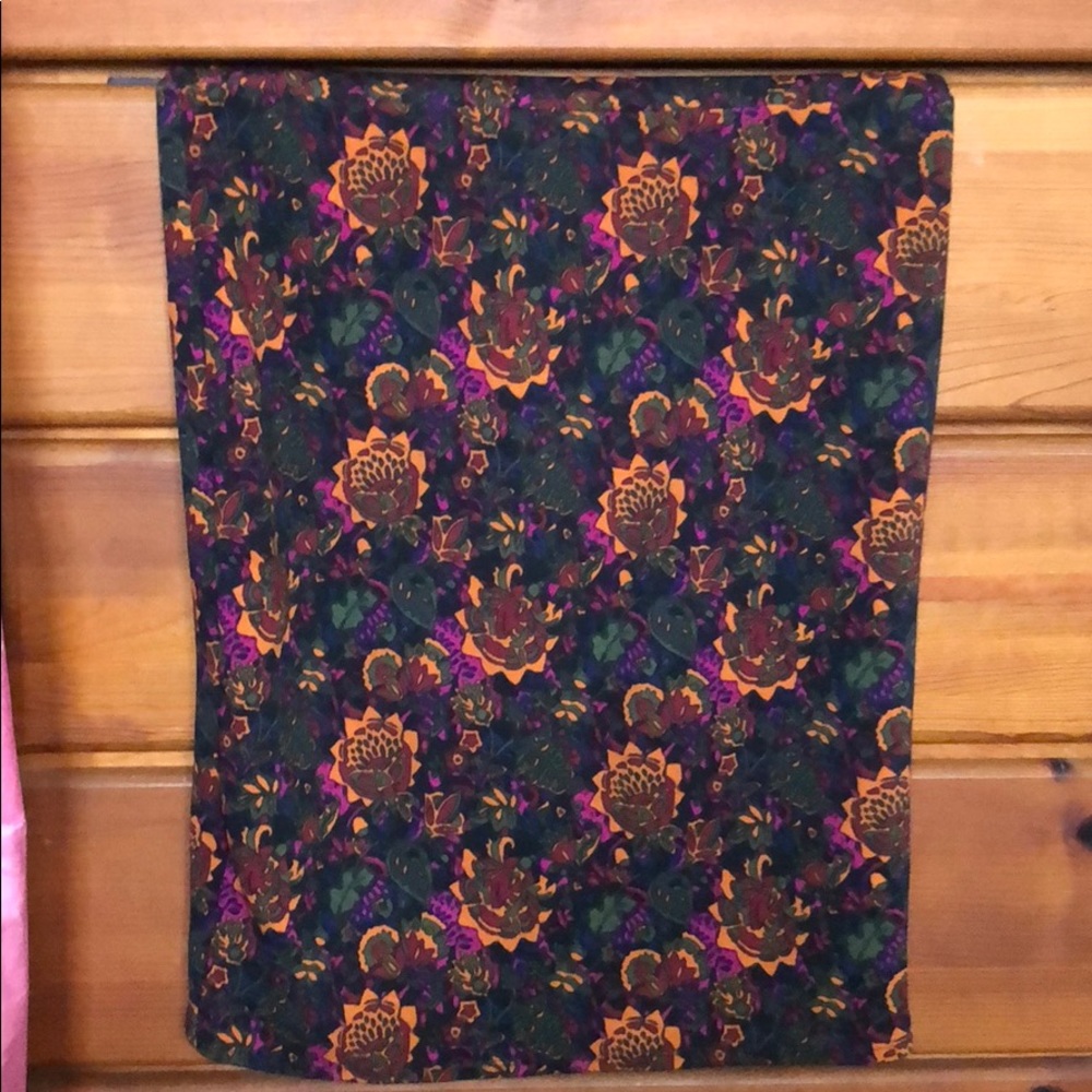 LulaRoe Cassie Skirt XL